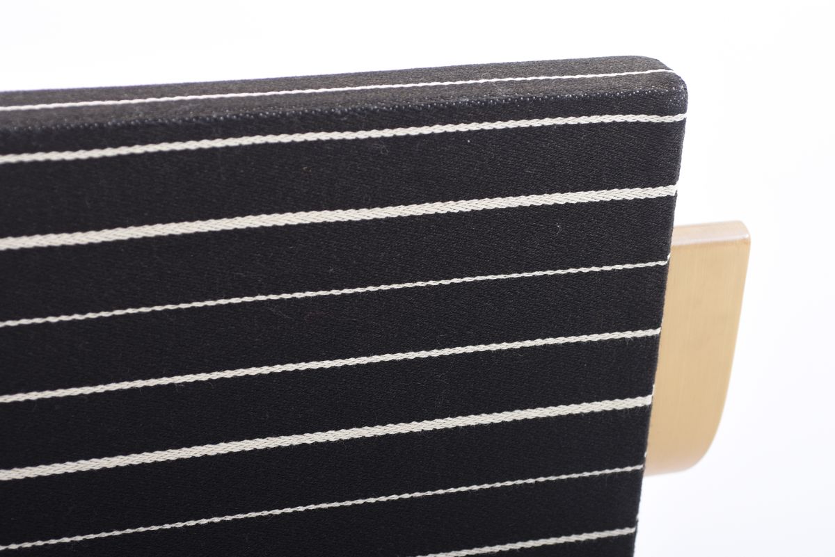 Aalto Alvar Chair 402 Artek stripe 03