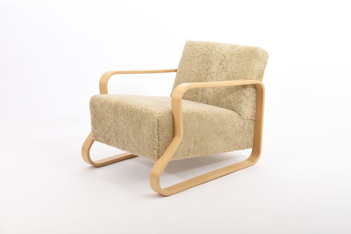 Aalto Alvar armchair 44 paimio sheepskin