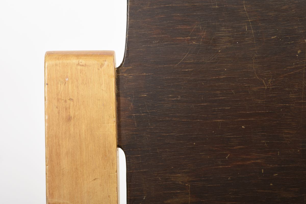 Aalto Alvar small paimio chair special detail 05