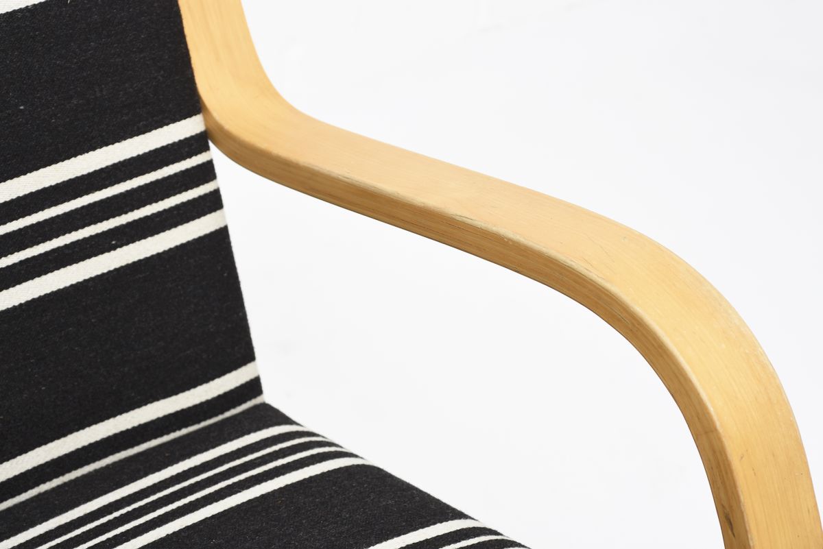 Aalto Alvar Armchair 402 stripe fabric 05