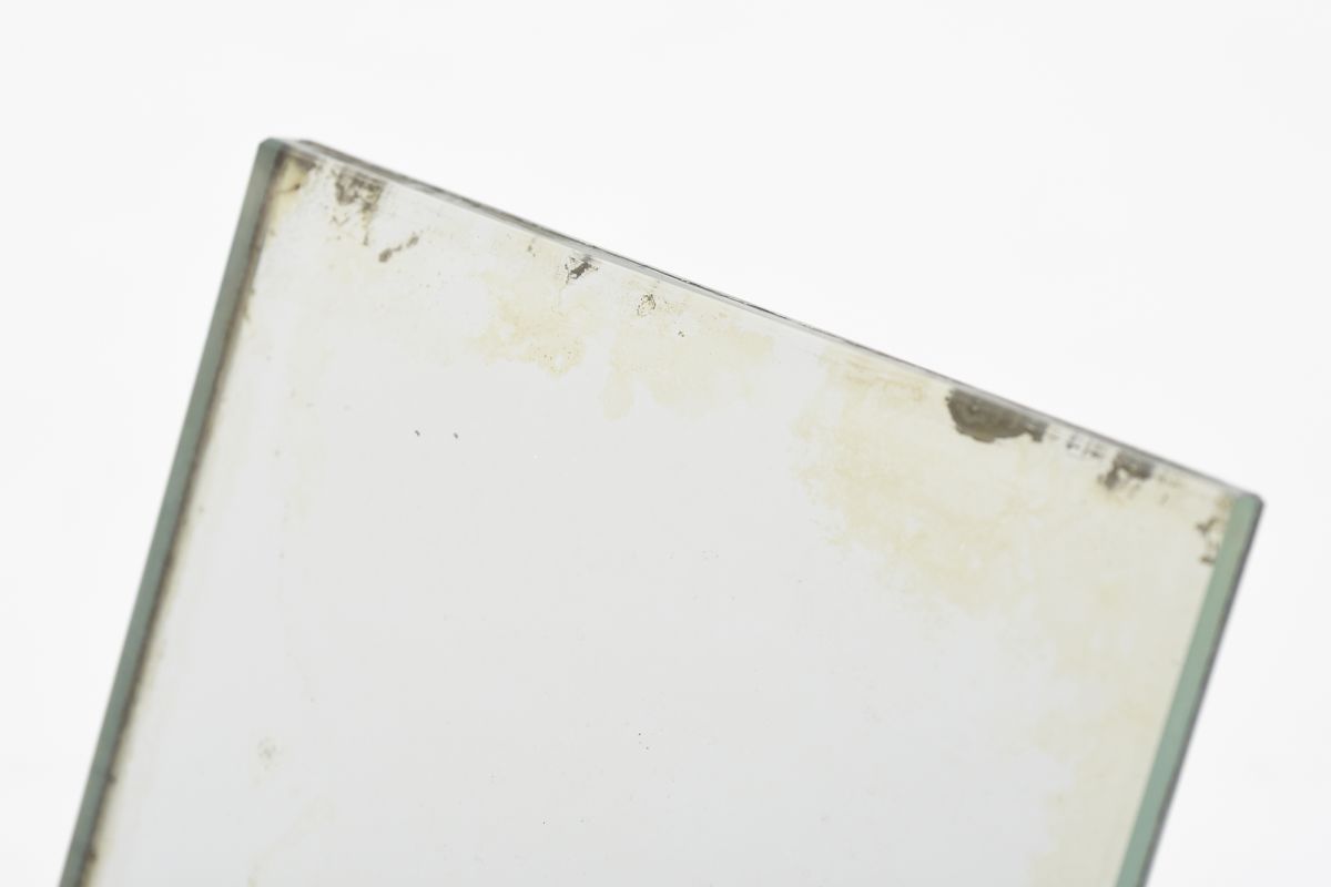 Anonymous Vanity mirror 01