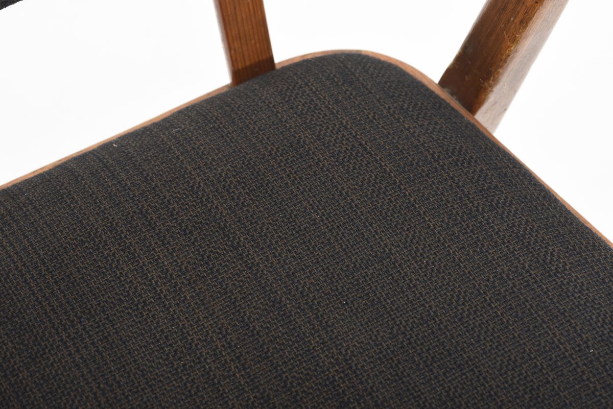 Anonymous wooden armchair 05