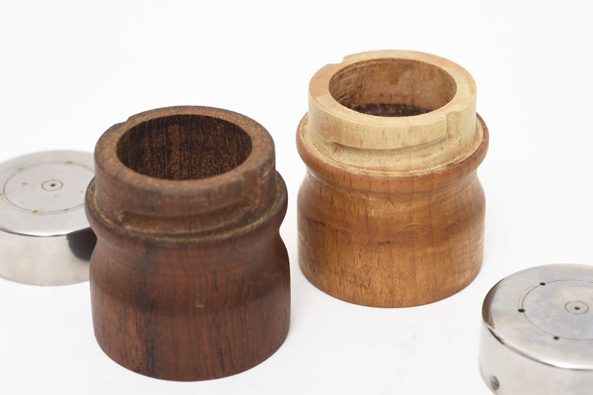 Salt-Pepper-Shakers-details2