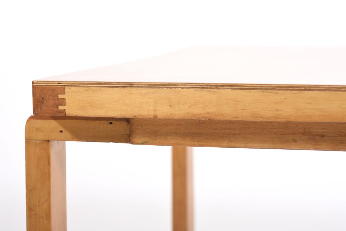 Aalto Alvar War leg coffee table 75x 75 01
