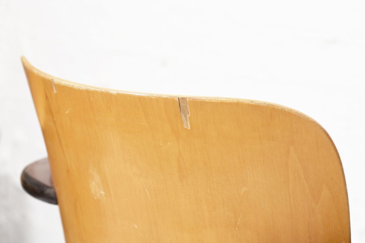 Tapiovaara-Ilmari-Domus-Chair-Dark-Honey-Stain_detail4