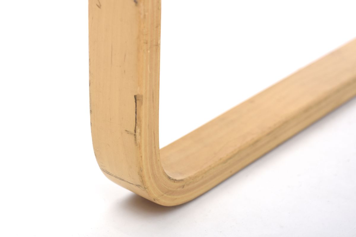 Aalto Alvar Paimio side table 915 09