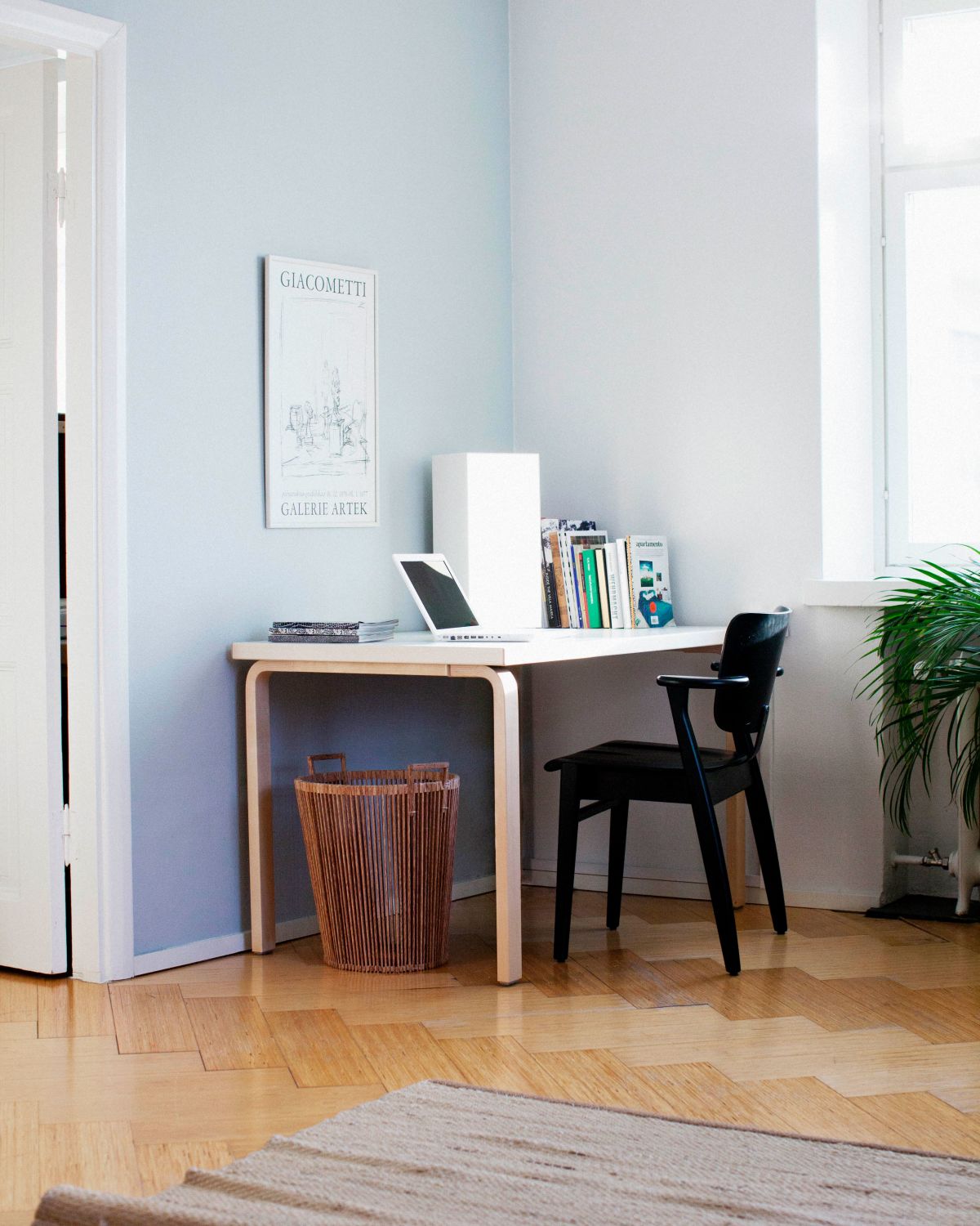 Aalto_table_20