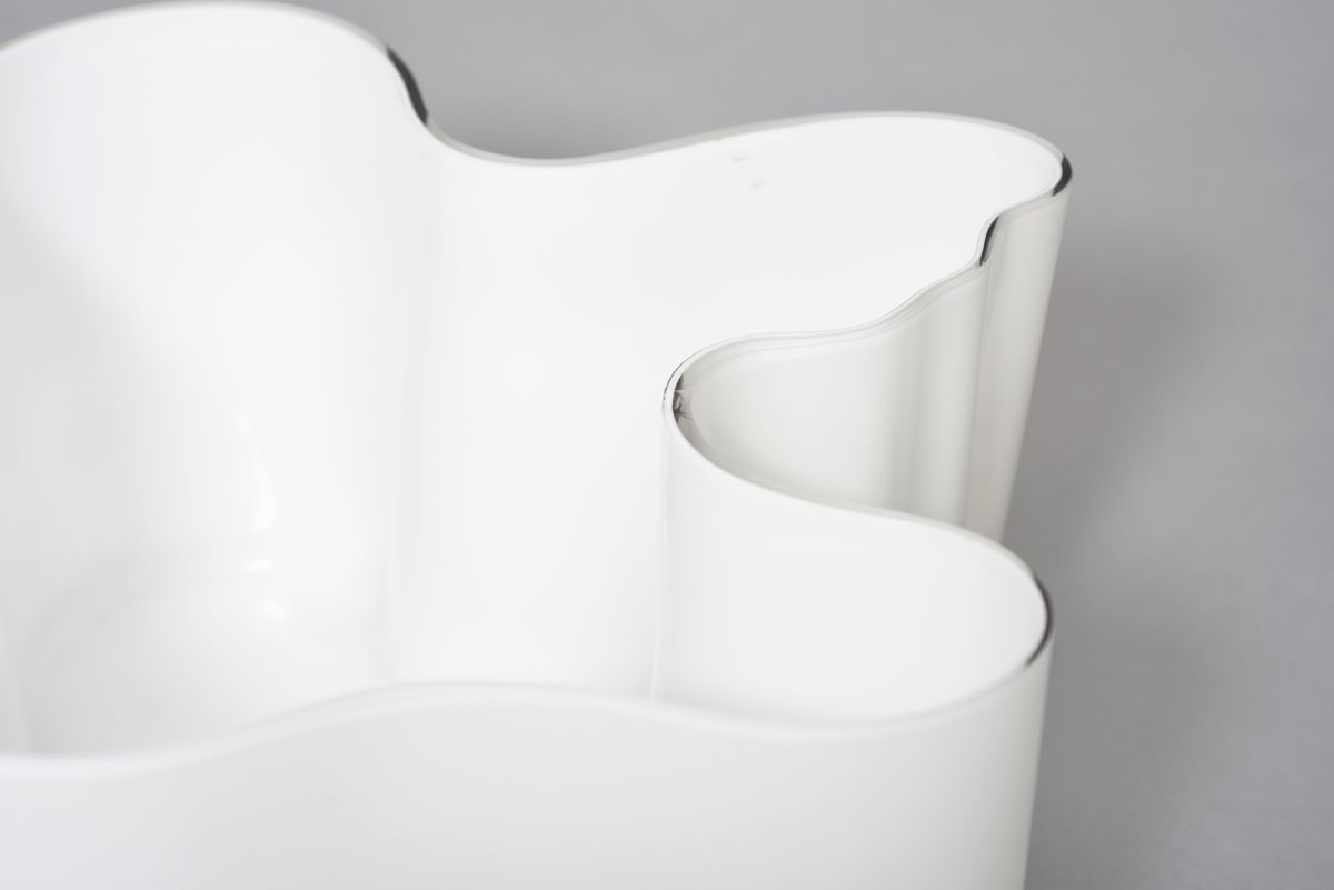 Aalto Alvar Glass vase opaline 1950s 04