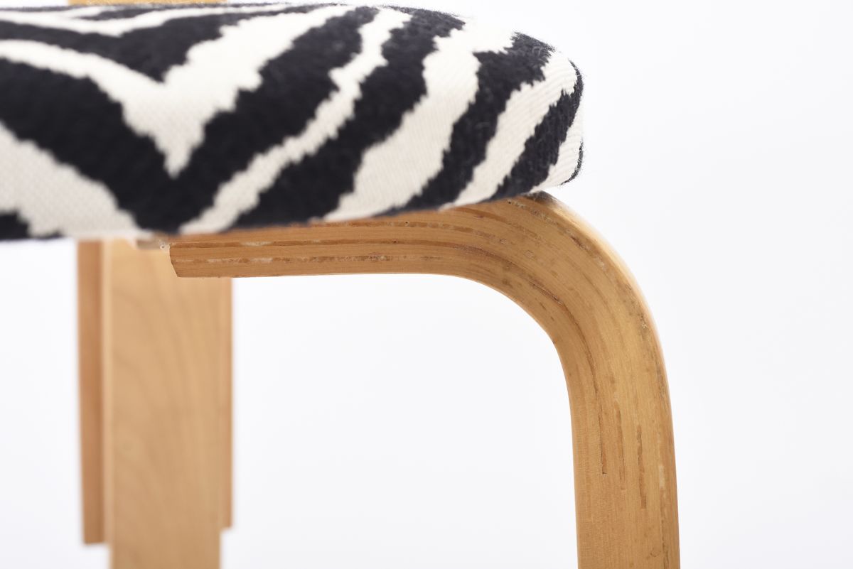 Aalto Alvar chair 69 zabra seat 05