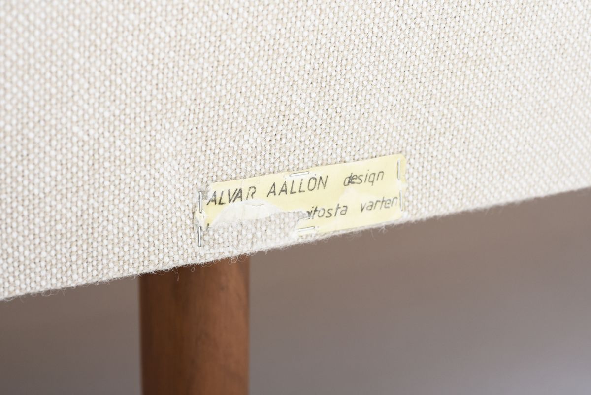 Aalto Alvar Kansaneläkelaitos sofa beige 09