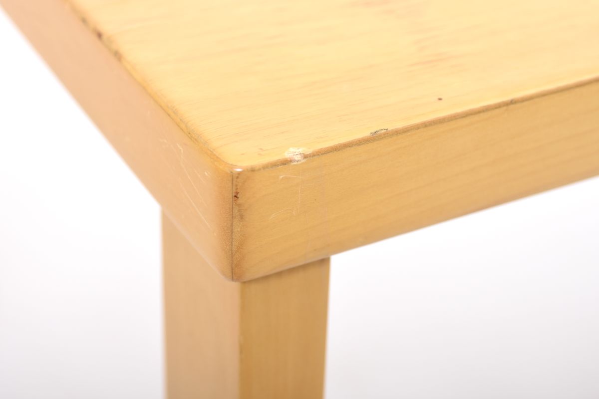 Aalto Alvar streight leg table birch 04