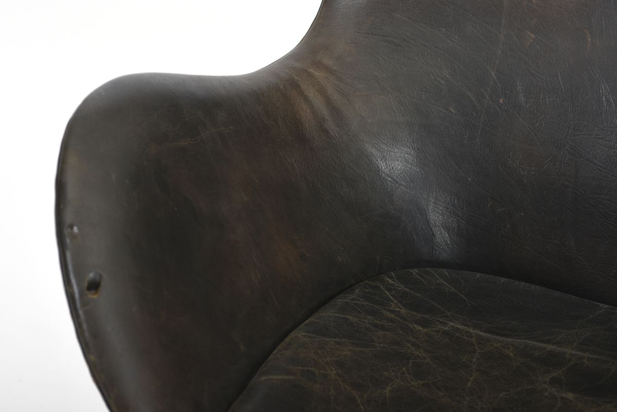 Jacobsen Arne Egg lounge chair leather 08
