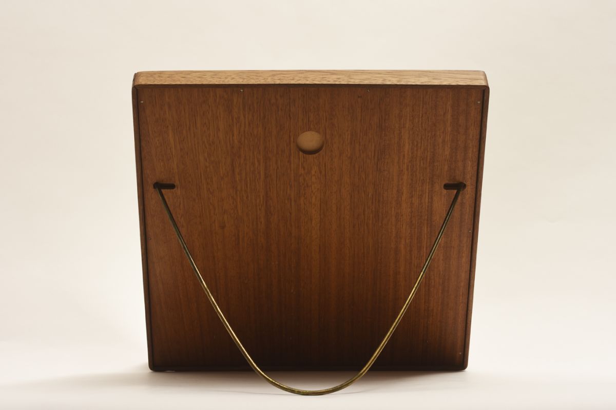 Aalto-Alvar_square-mirror_detail2