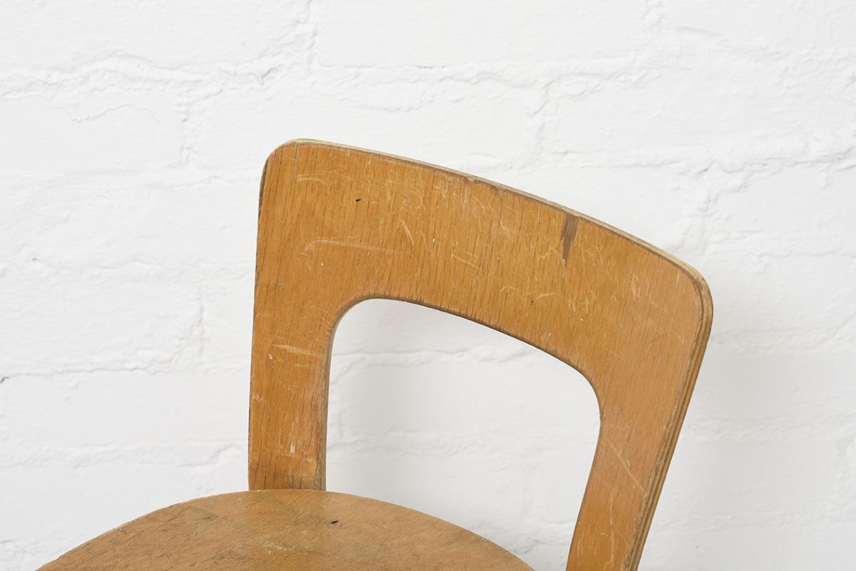 Aalto A65 Chair details2