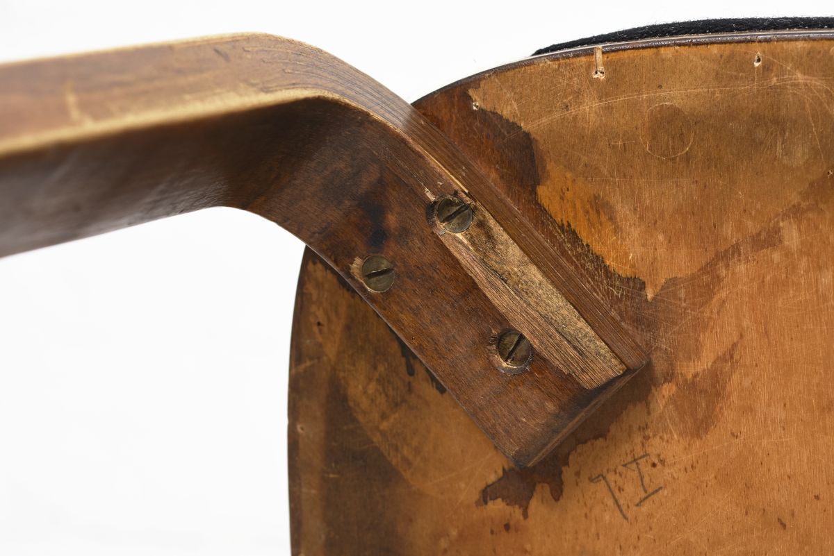Aalto Alvar Chair 69 sandwich polo 10
