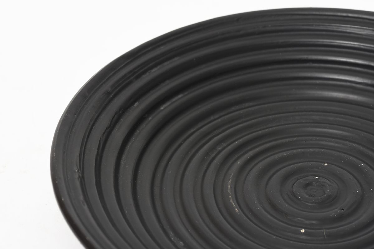 Lund-Tyra-Ceramic-Plate-Black_detail3