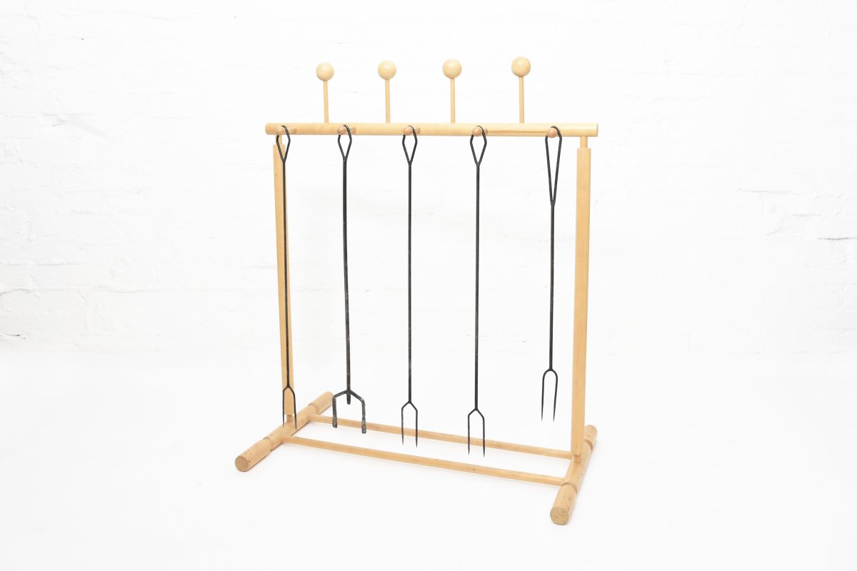 Anonymous Clothes rack iron tool