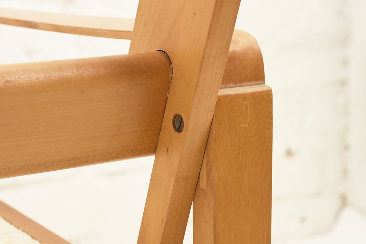 Mentula-Perttu-Wooden-Armchair_detail10