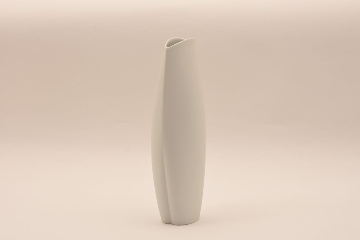 Tapio-Wirkkala_Vase-Ii-2727