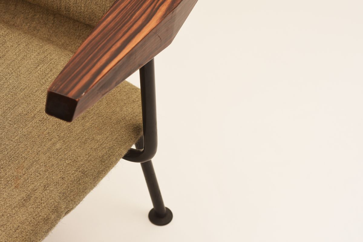 Aarne-Ervi-Armchair_Detail-01