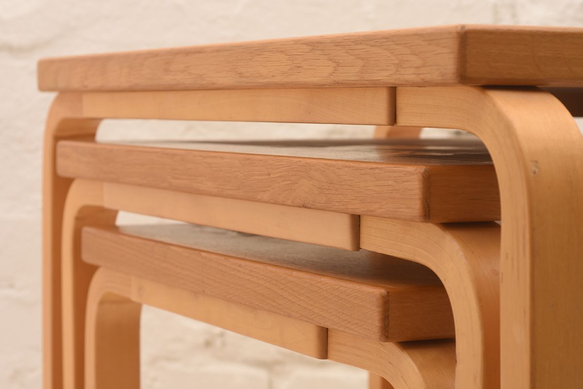 Alvar-Aalto_Nesting-Tables_Detail-02