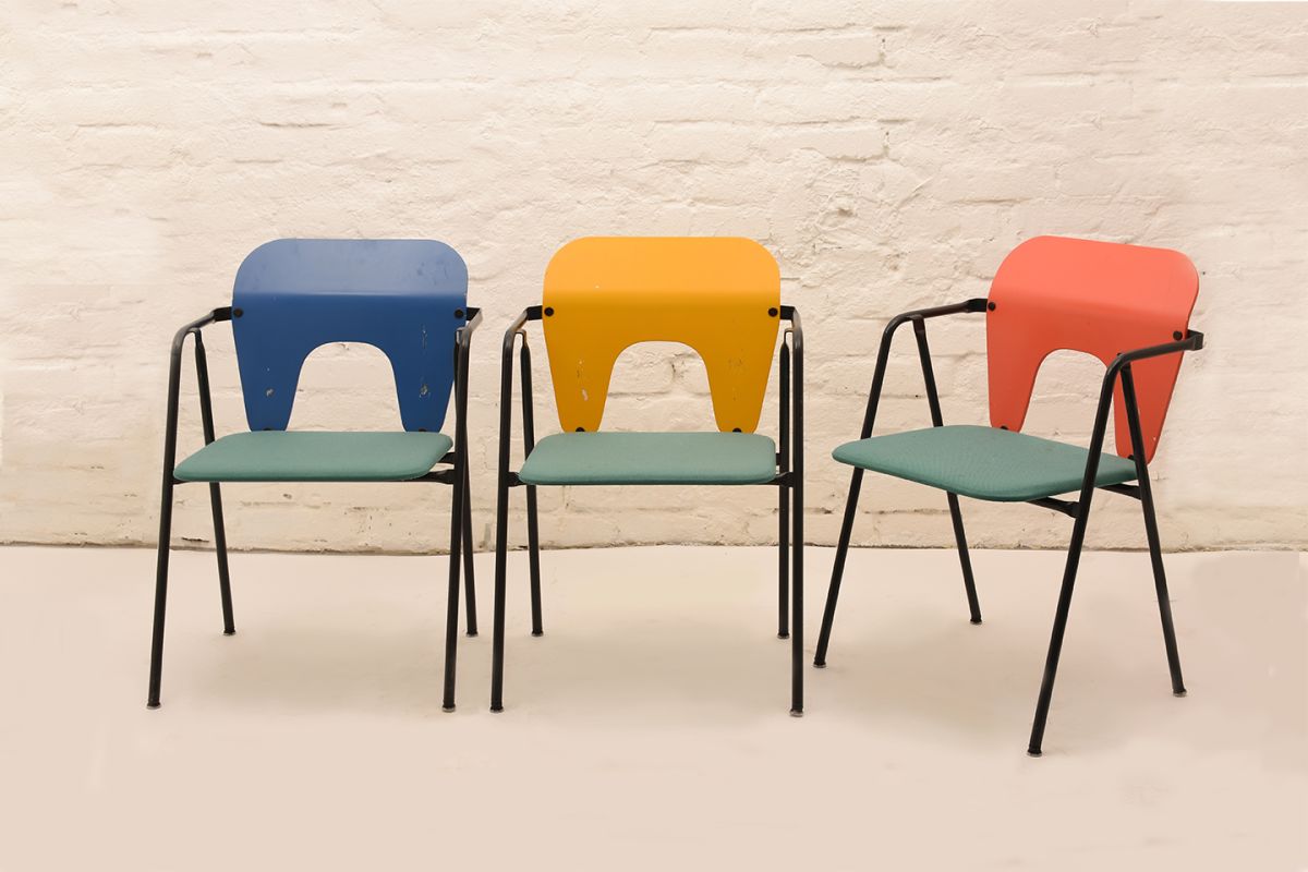 Yrjö-Kukkapuro_Stackable-Chairs-02