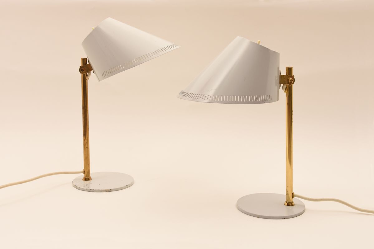 Paavo-Tynell_White-Table-Lamp