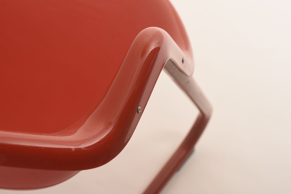 Yrjo Kukkapuro 419 Plexiglass Chair Red Detail03