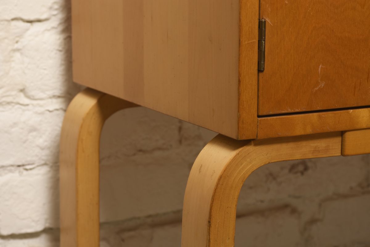 Aalto Alvar L Legged Cabinet 810 Detail4