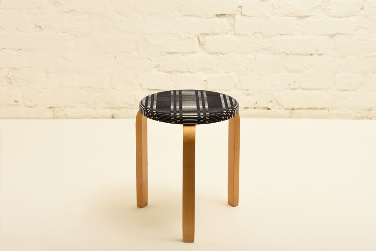 Aalto-Alvar_Stool-60-gullichsen