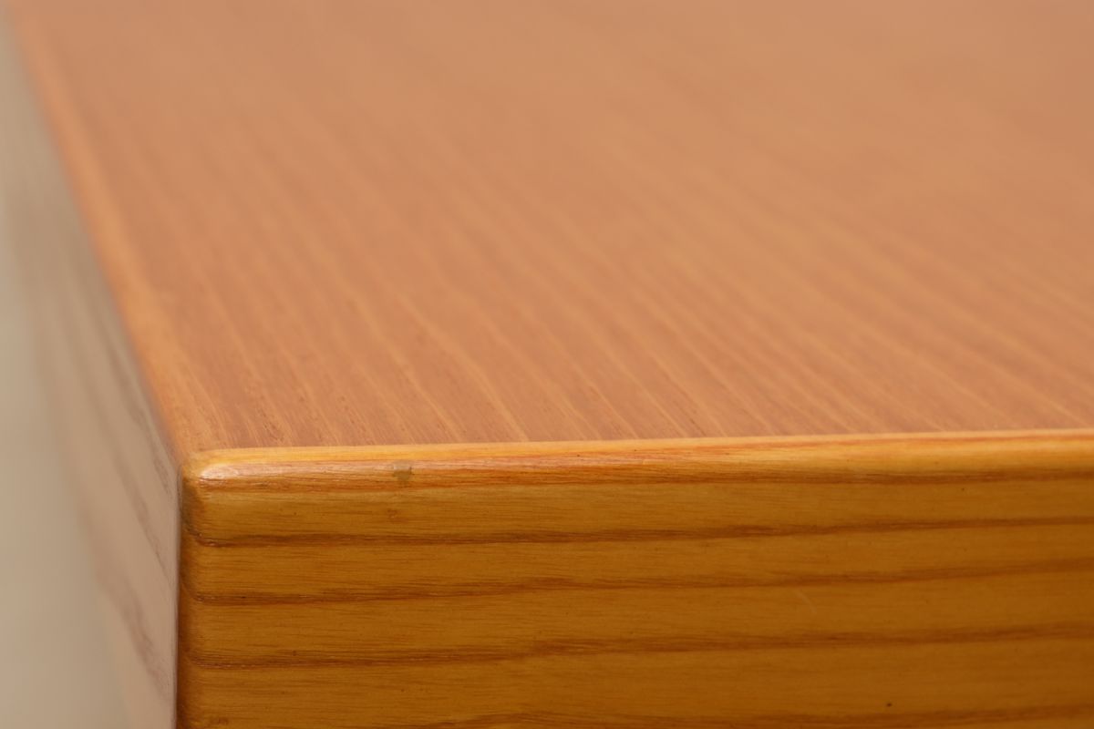 Aalto-Alvar_H-92-table_detail2