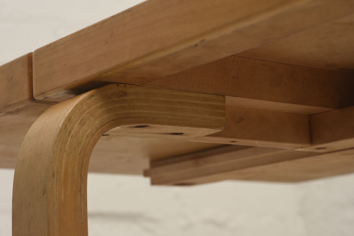 Aalto-Alvar-Drop-Leaf-Table_detail2