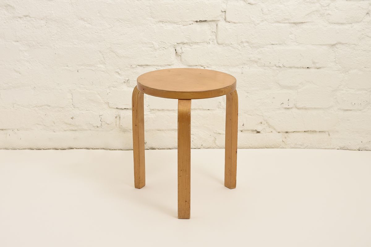 Aalto-Alvar-Stool60-birch