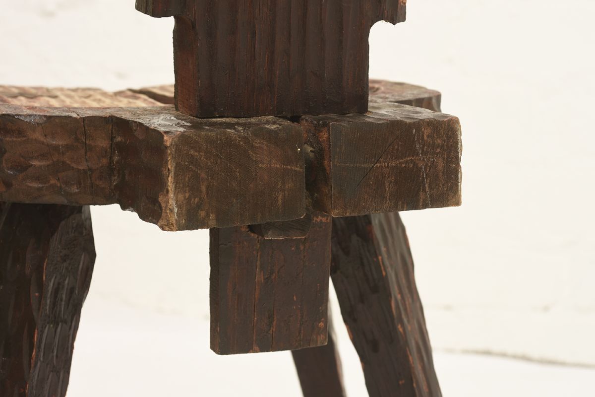 Anoymous-Sculptural-Fork-Chair_detai3