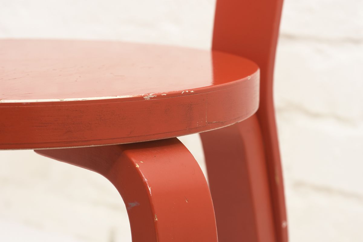 Aalto-Alvar-Chair65-Red-Painted_detai5