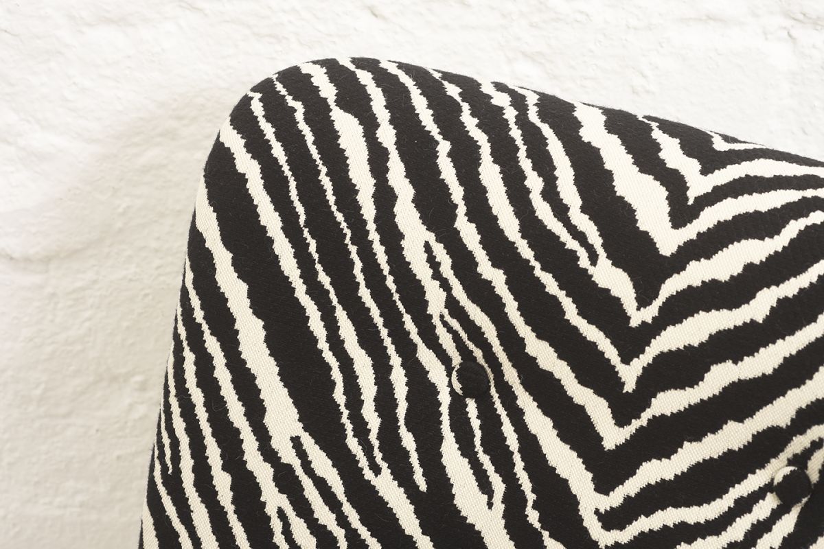 Aalto-Alvar-Armchair-47-Zebra_detai1