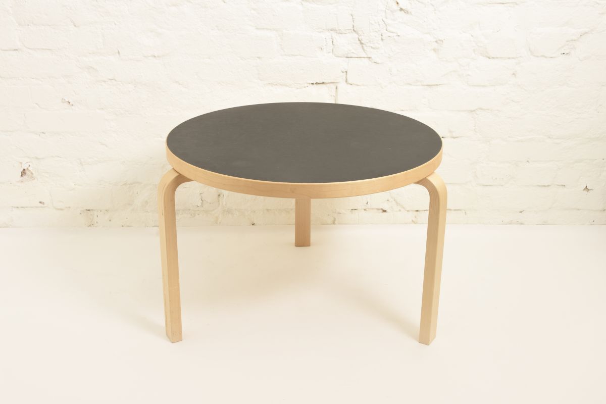 Aalto-Alvar-90b-Coffee-Table-Back