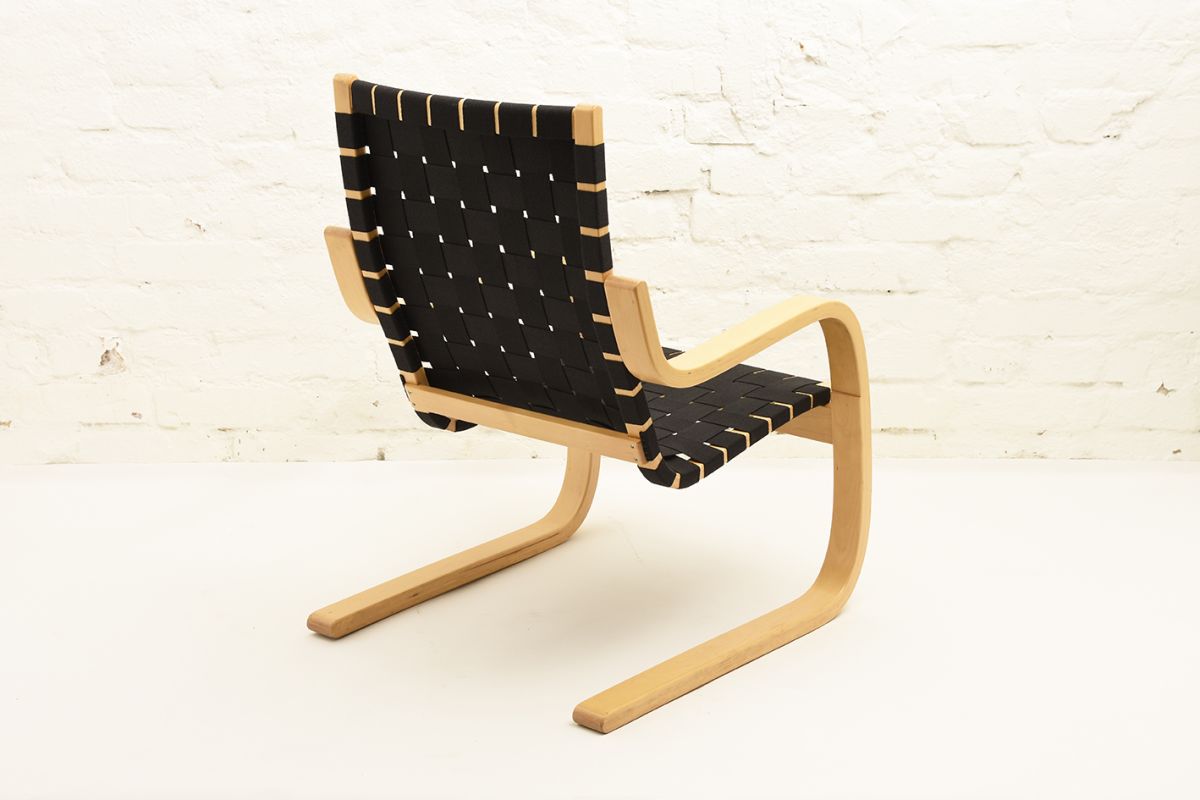 Aalto-Alvar-Armchair406-Black-Webbing_back