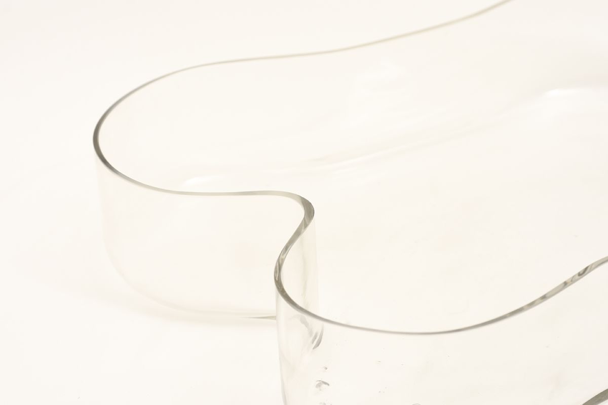 Aalto-Alvar-Glass-Dish-Clear_detai2