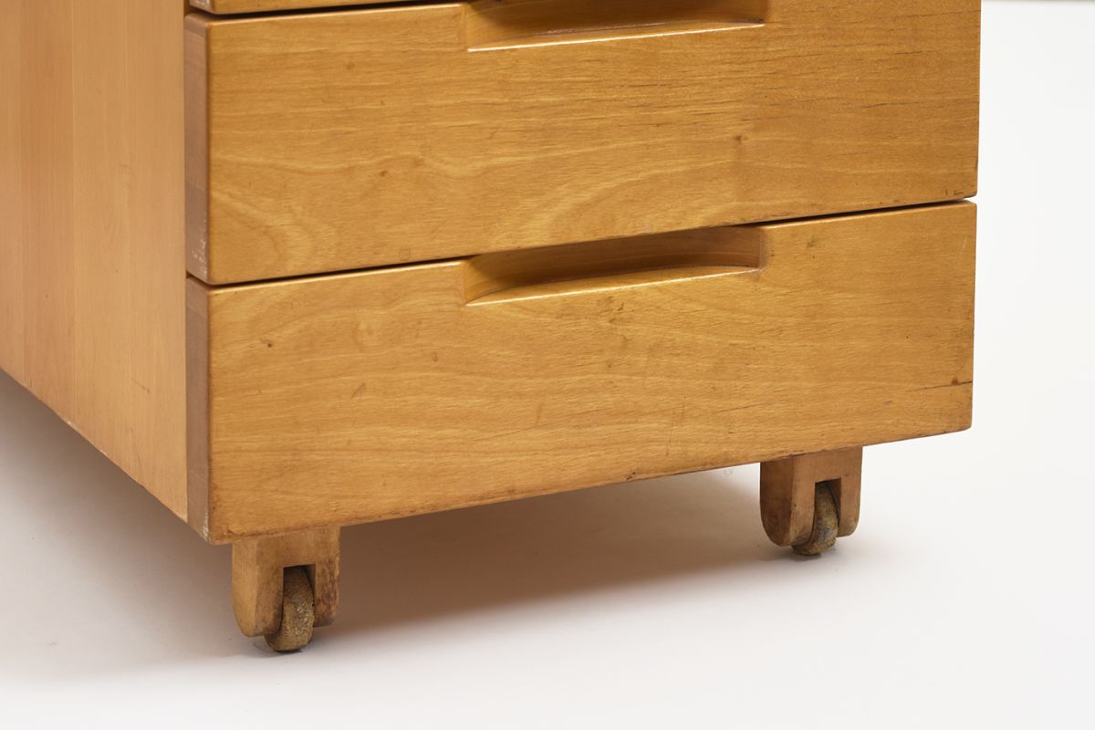 Aalto-Alvar-Wooden-Drawer-with-Lock_detail5