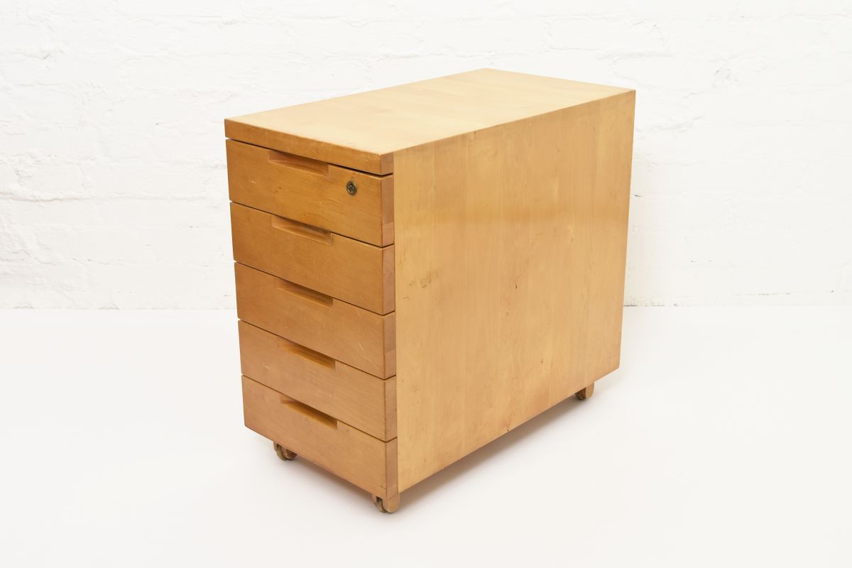 Aalto-Alvar-Wooden-Drawer-with-Lock