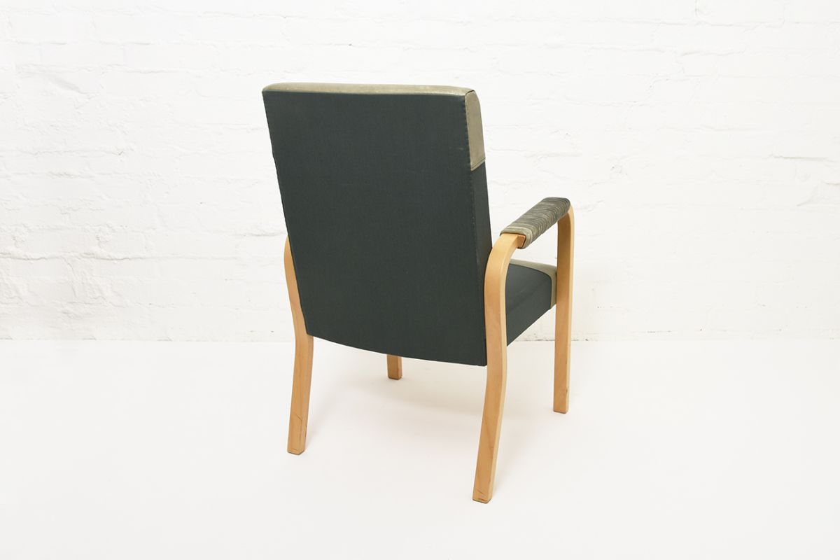 Aalto-Alvar-Armchair-Green-Leather-Fabric_back