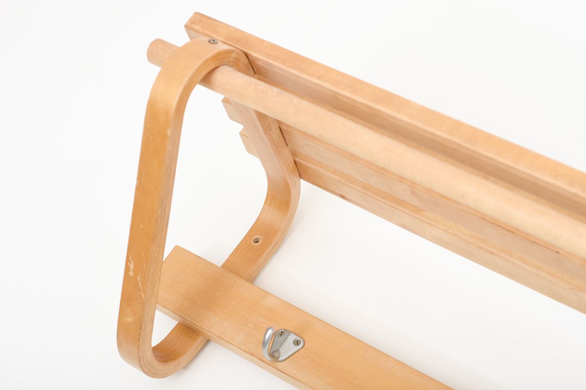 Aalto-Alvar-Long-Coat-Rack-1940-50_detail1