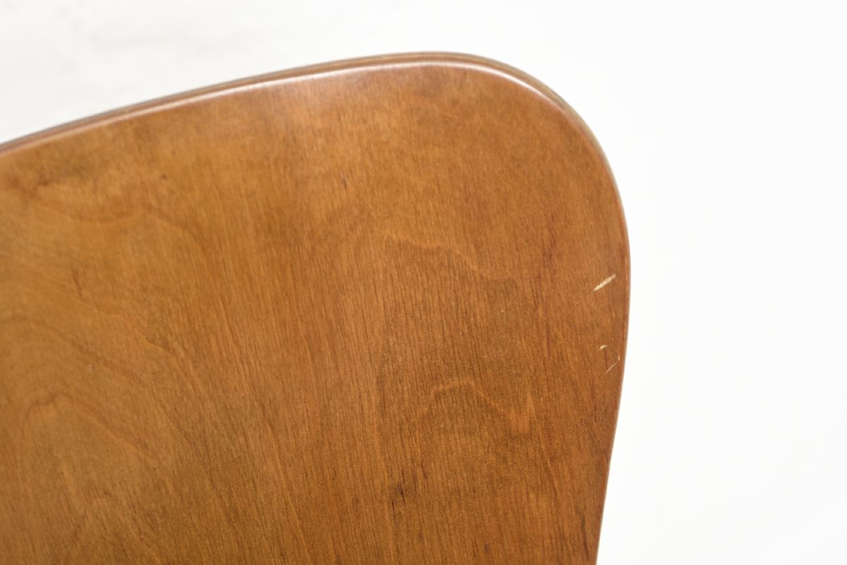 Nyman-Gunnel-Plywood-Side-Chair_detail2