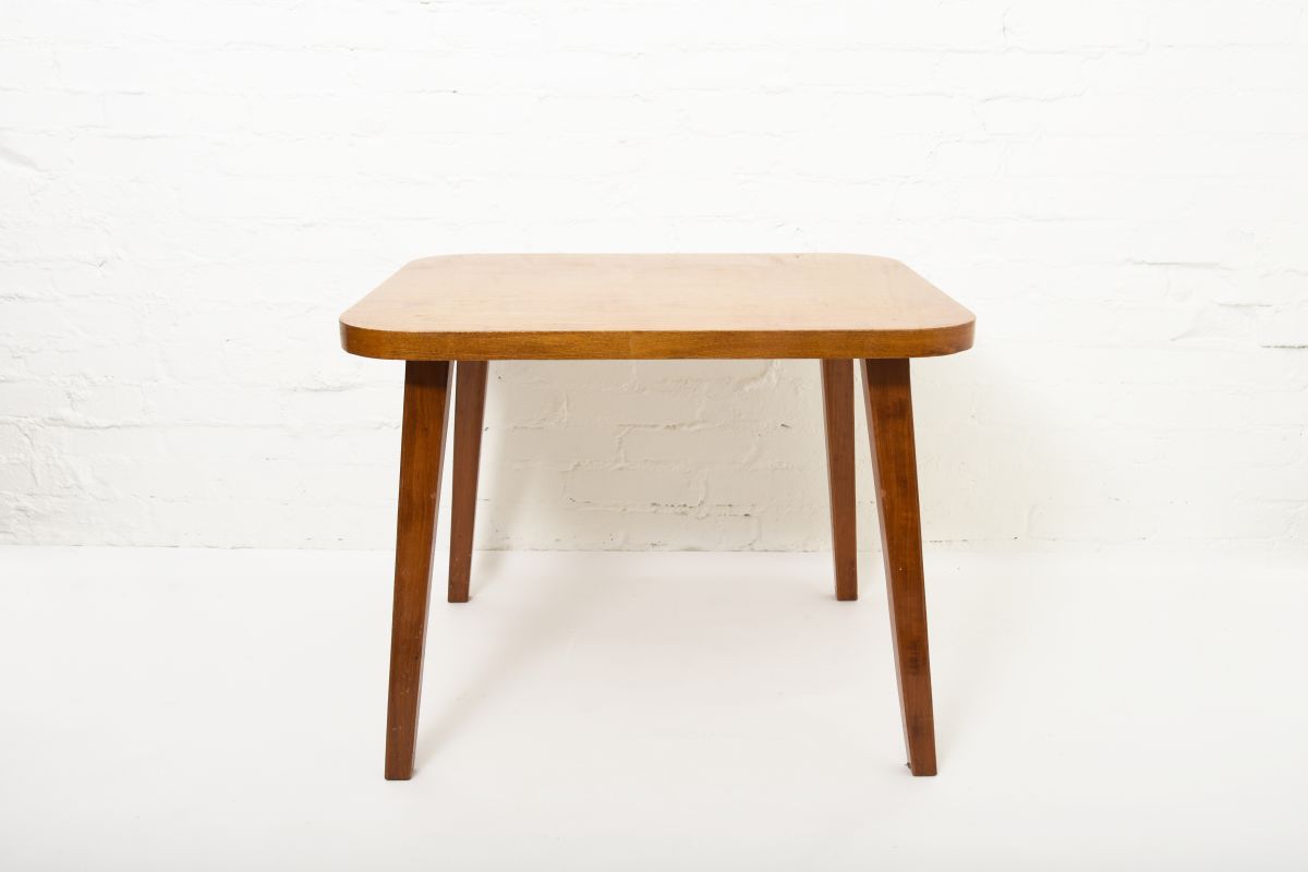 Aalto-Aino-Dining-height-Table-Elm