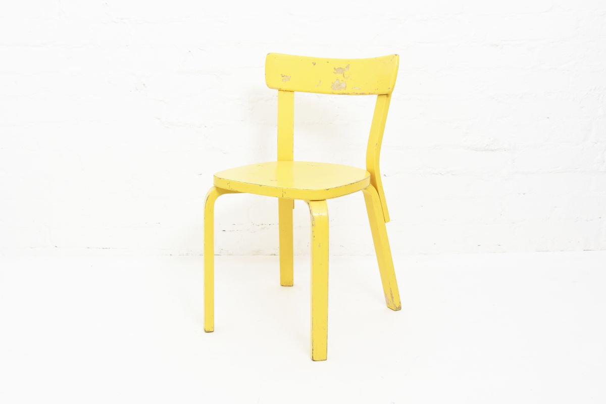 Aalto-Alvar-Chair-69-Painted-Yellow