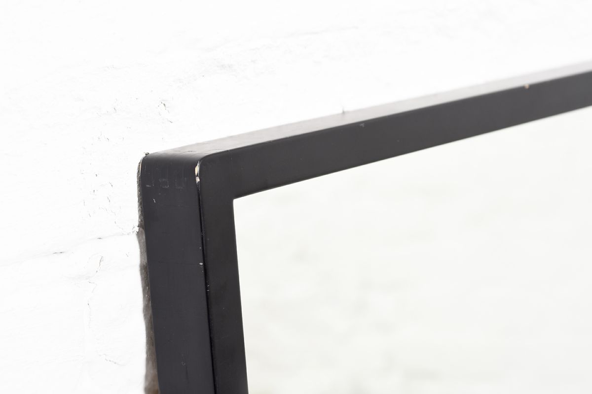 Aalto-Alvar-Mirror-192a-Black_detail1