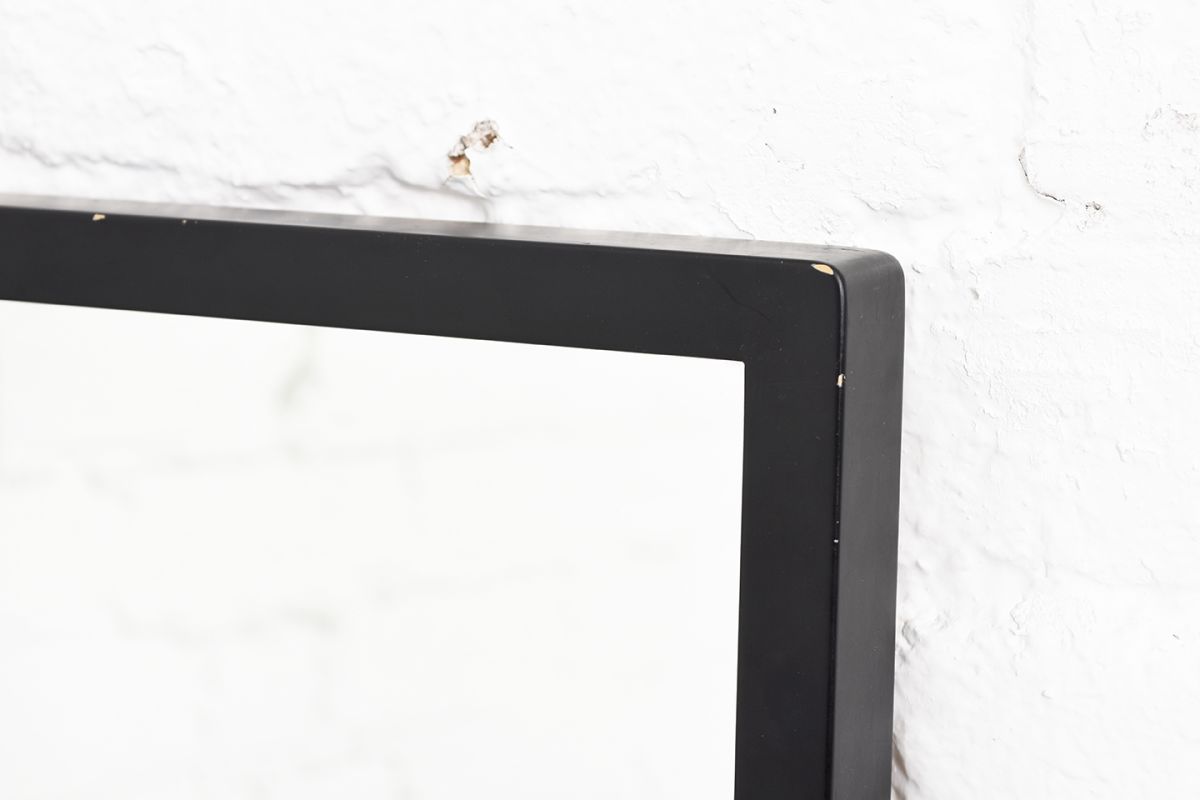 Aalto-Alvar-Mirror-192a-Black_detail2