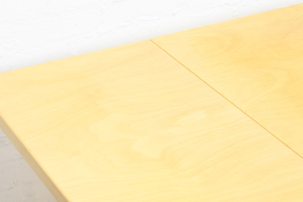 Aalto-Alvar-Birch-Dorp-Leaf-Table_detail4