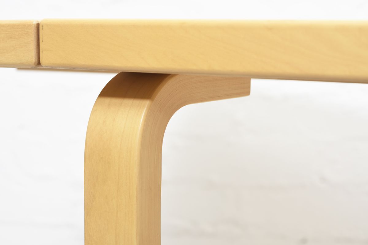 Aalto-Alvar-Birch-Dorp-Leaf-Table_detail10